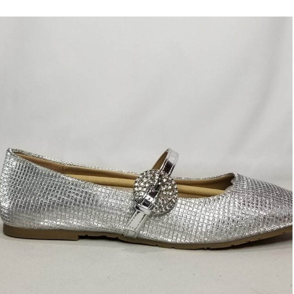 Kenneth Cole Reaction Women's Elwood Ballet Flats Size 8.5 Silver NWT - Picture 3 of 6